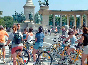 BUDAPEST SIGHTSEEING TOUR BY BIKE